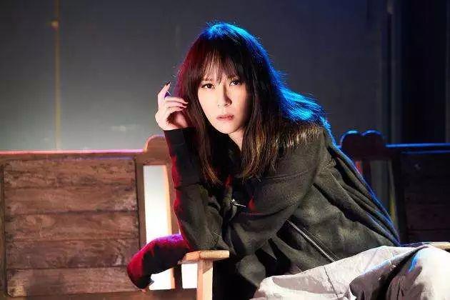 人物 ▎吴青峰的偶像、打败王菲，这个来头不小的歌手其实是个“胆小鬼”,歌手,吴青峰,人物,偶像,王菲,来头,胆小鬼,杨乃文,专辑,音乐