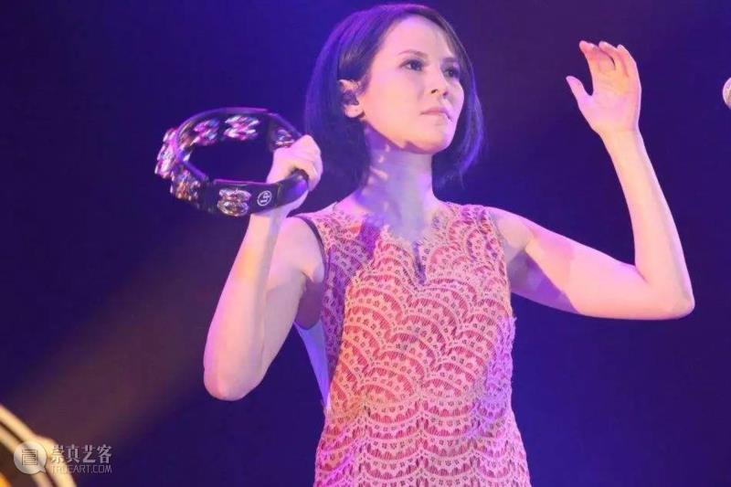 人物 ▎吴青峰的偶像、打败王菲，这个来头不小的歌手其实是个“胆小鬼”,歌手,吴青峰,人物,偶像,王菲,来头,胆小鬼,杨乃文,专辑,音乐