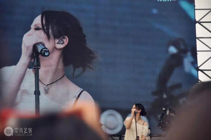 人物 ▎吴青峰的偶像、打败王菲，这个来头不小的歌手其实是个“胆小鬼”,歌手,吴青峰,人物,偶像,王菲,来头,胆小鬼,杨乃文,专辑,音乐