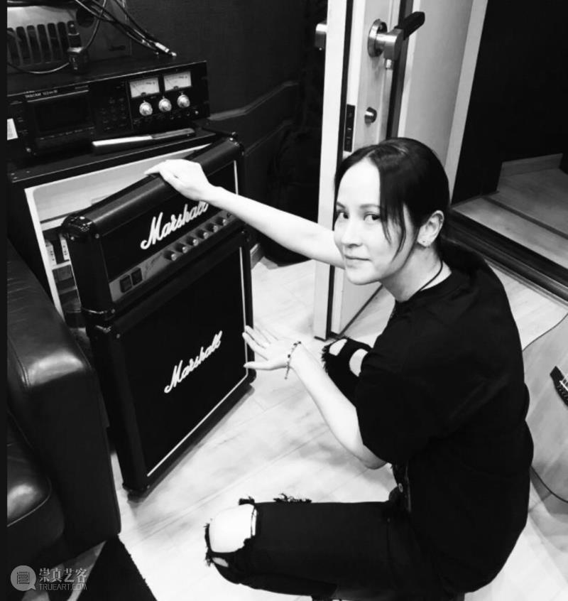 人物 ▎吴青峰的偶像、打败王菲，这个来头不小的歌手其实是个“胆小鬼”,歌手,吴青峰,人物,偶像,王菲,来头,胆小鬼,杨乃文,专辑,音乐