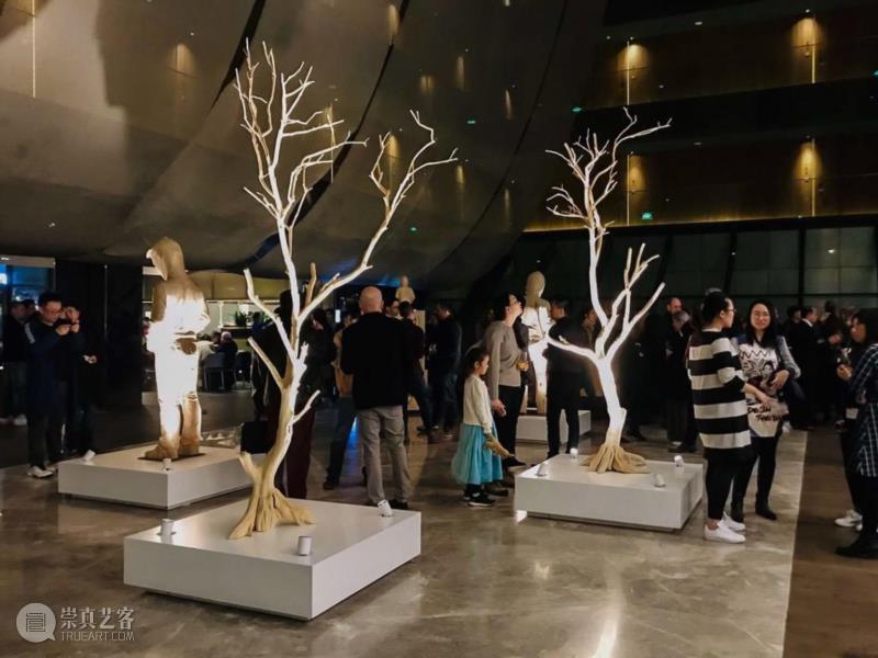 【红门 - 瑜舍特展】蒋龙《皮囊》开幕式回顾 Jiang Long at The Opposite House,红门,蒋龙,瑜舍,皮囊,开幕式,红门画廊,瑜舍酒店,布朗,lovers,酒会