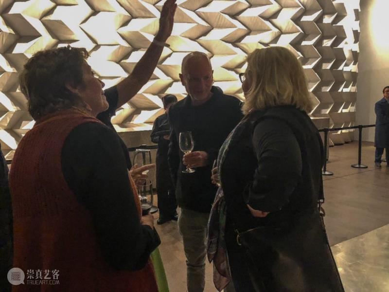 【红门 - 瑜舍特展】蒋龙《皮囊》开幕式回顾 Jiang Long at The Opposite House,红门,蒋龙,瑜舍,皮囊,开幕式,红门画廊,瑜舍酒店,布朗,lovers,酒会