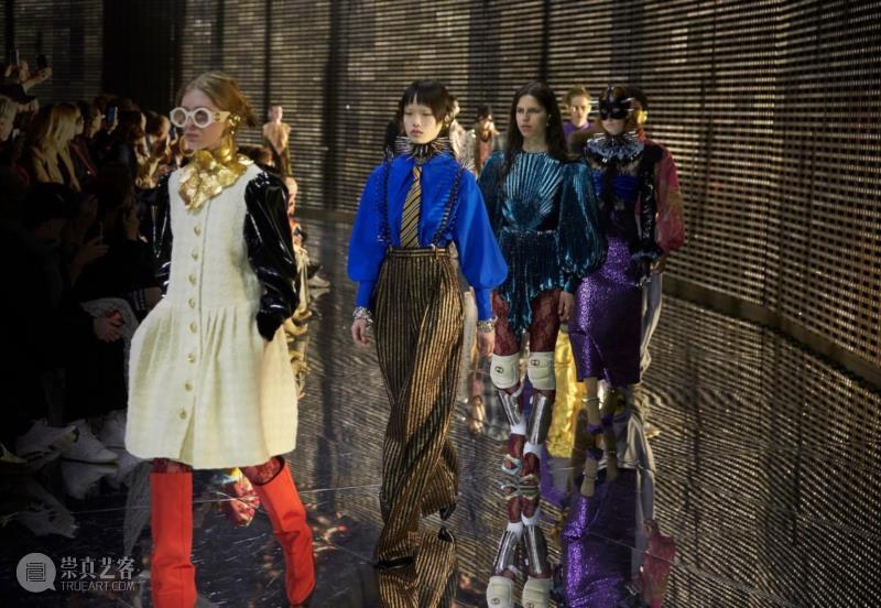 ,在经历了地狱、洪水、新生之后,Gucci的秀场上开始创世纪了。,Gucci,秀场,新生,地狱,洪水,面具,Hermaphrodite,Michele,希腊,秋冬