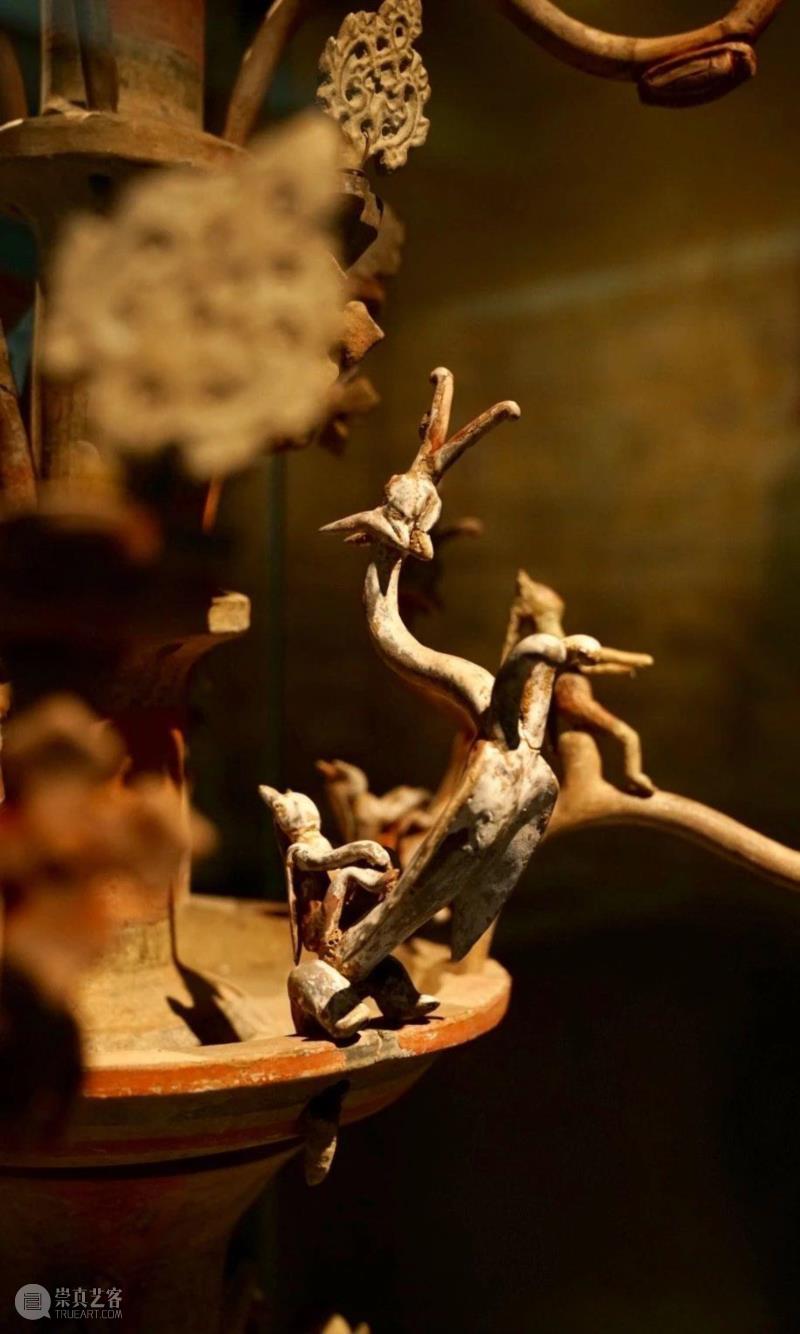 彩绘百花灯,洛阳博物馆：若问古今兴废事，请君只看洛阳城,洛阳,洛阳博物馆,古今,博物馆,刘秀,文物,建筑,明堂,石辟邪,朝代