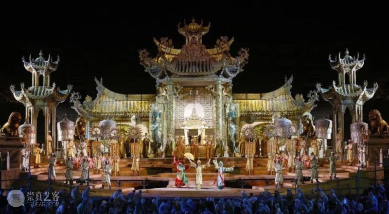 舞台丨《图兰朵》:极尽奢华的舞美场景,舞台,图兰朵,舞美,版本,普契尼,爱情故事,卫荣,维罗纳竞技场,全场,上方