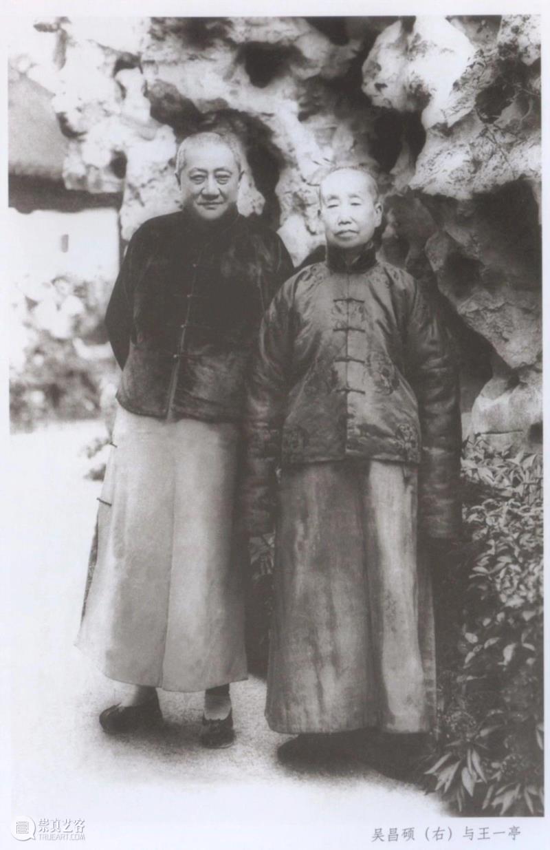 王一亭与吴昌硕合影,【海派展】“海派”是什么?,海派展,海派,吴昌硕,王一亭,任伯年,书画,倪田,绘画,花鸟,吴昌硕纪念馆