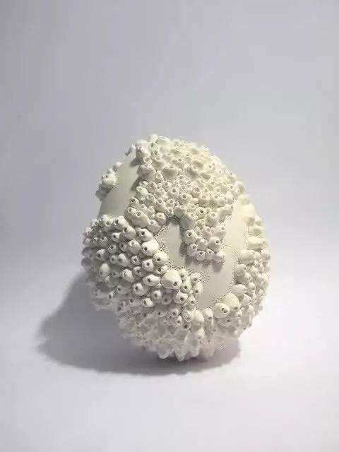 【IFA-艺术赏析】Anna Whitehouse 的黏土Inktober挑战!100天到底可以改变些什么?,Whitehouse,黏土,IFA,Anna,图案,粘土,英国,陶瓷,哈罗盖特,Harrogate