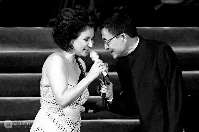 专辑 ▎她曾与邓丽君齐名，唱了一辈子，爱了一辈子,专辑,邓丽君,甄妮,罗文,演唱会,傅声,香港,主题曲,英雄,婚姻