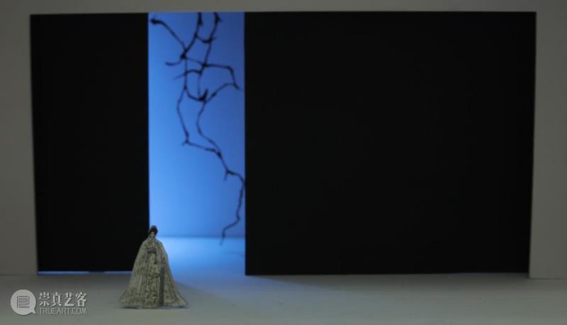 动态丨《边文彤舞美作品展》在中央戏剧学院展出,中央戏剧学院,动态,边文彤舞美作品展,舞美,舞台,边文彤,导演,模型,戏剧,剧照