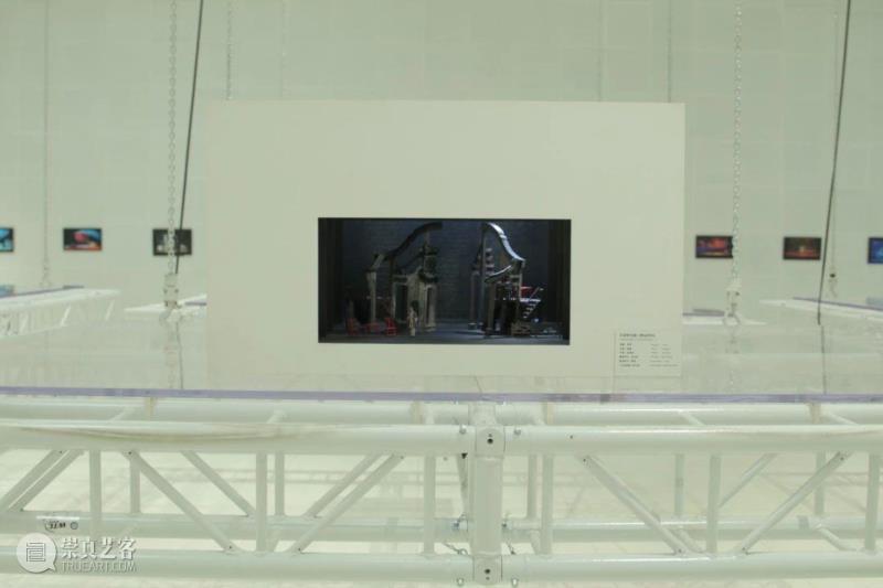 动态丨《边文彤舞美作品展》在中央戏剧学院展出,中央戏剧学院,动态,边文彤舞美作品展,舞美,舞台,边文彤,导演,模型,戏剧,剧照