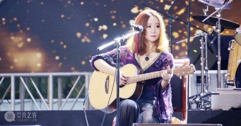 专辑 ▎那个唱「嫁衣」的女孩儿没死,她还去联合国做了演讲,联合国,专辑,嫁衣,女孩儿,音乐,吴虹飞,阿飞,侗族,乐队,侗族大歌