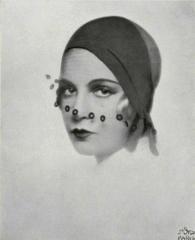 Lily Damita by Madame D’Ora, 1929.jpg