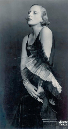Tamara de Lempicka von Madame d' Ora.png