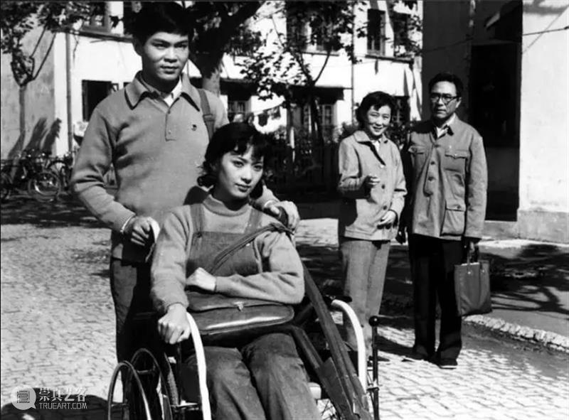 石榴花3.webp.jpg