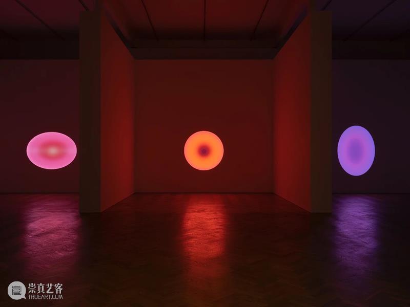 泰晤士报(The Times) | 詹姆斯·特瑞尔(James Turrell):神说要有光 艺术评论 佩斯画廊 詹姆斯·特瑞尔 Turrell 泰晤士报 Times 佩斯 画廊 空间 艺术 大师 新作 崇真艺客