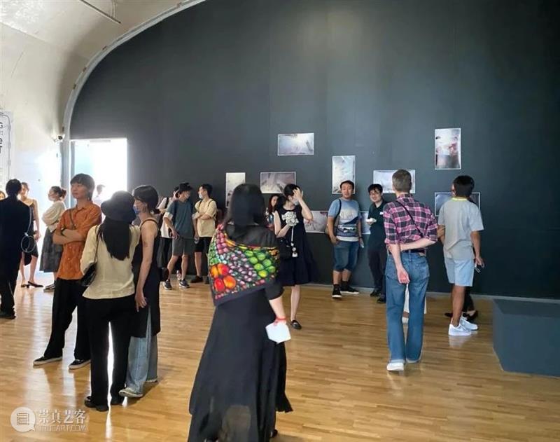 展览现场 |  “王璜生：呼/吸”龙美术馆开展 - 危机研讨 久别重逢 王璜生 龙美术馆 现场 危机 策展人 顾铮 西岸 展厅 上海徐汇区 龙腾大道3398号 崇真艺客
