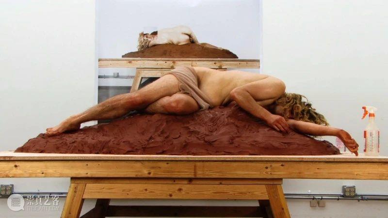 同行/沉重的肉身 | Dan Finsel Finsel 同行 肉身 洛杉矶 生活 工作 视频 素描 雕塑 人们 崇真艺客