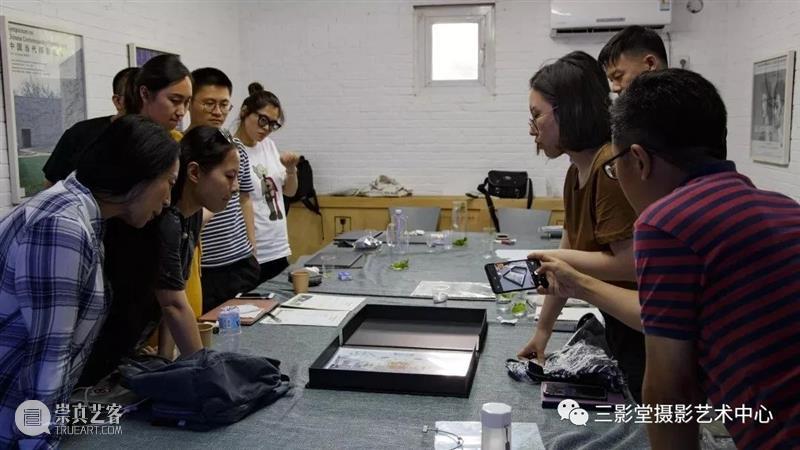 线下工作坊 | 拿起相机创作前的必修课 工作坊 相机 必修课 路径 方法 身份 实践者 艺术摄影师 艺术家 媒介 崇真艺客