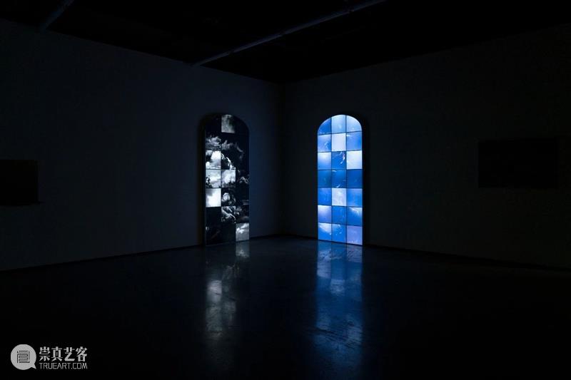当前展览丨燃烬——陈萧伊「争执」展评 当前 陈萧伊 EXHIBITIONS 展厅 尽头 空间 火柴 花束 痕迹 材料 崇真艺客