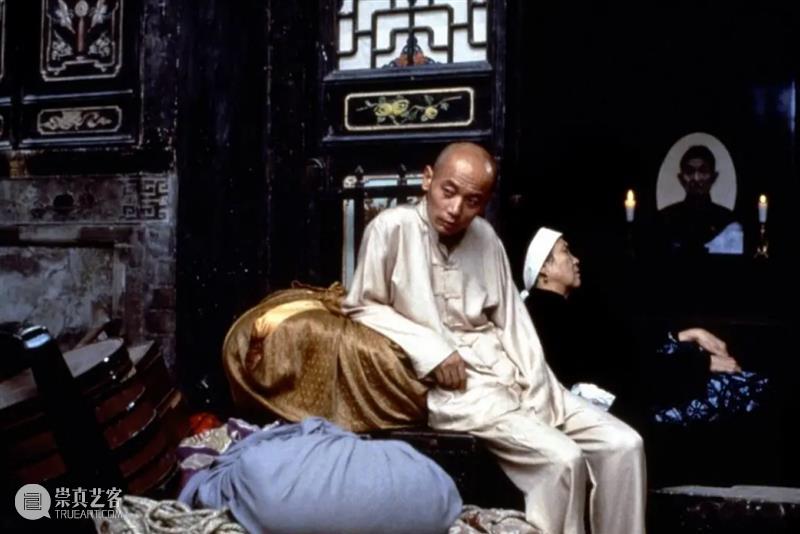 豆瓣9.2,大师最好的一部电影,至今未能上映 电影 豆瓣 大师 韩国 丧尸片 #活着 译名 国产片 导演 张艺谋 崇真艺客