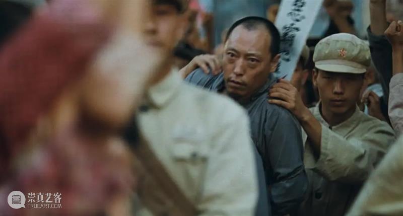 豆瓣9.2,大师最好的一部电影,至今未能上映 电影 豆瓣 大师 韩国 丧尸片 #活着 译名 国产片 导演 张艺谋 崇真艺客