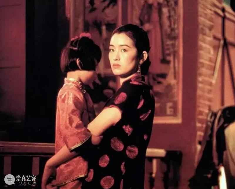 豆瓣9.2,大师最好的一部电影,至今未能上映 电影 豆瓣 大师 韩国 丧尸片 #活着 译名 国产片 导演 张艺谋 崇真艺客