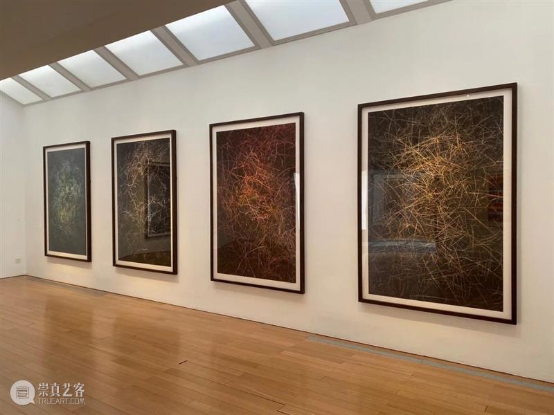 展览现场|“它山之石 - 封岩当代摄影展”苏州博物馆开幕 封岩 苏州博物馆 现场 摄影展 苏州博物馆现代艺术厅 个展 现代主义 展场 系列 ?石 崇真艺客