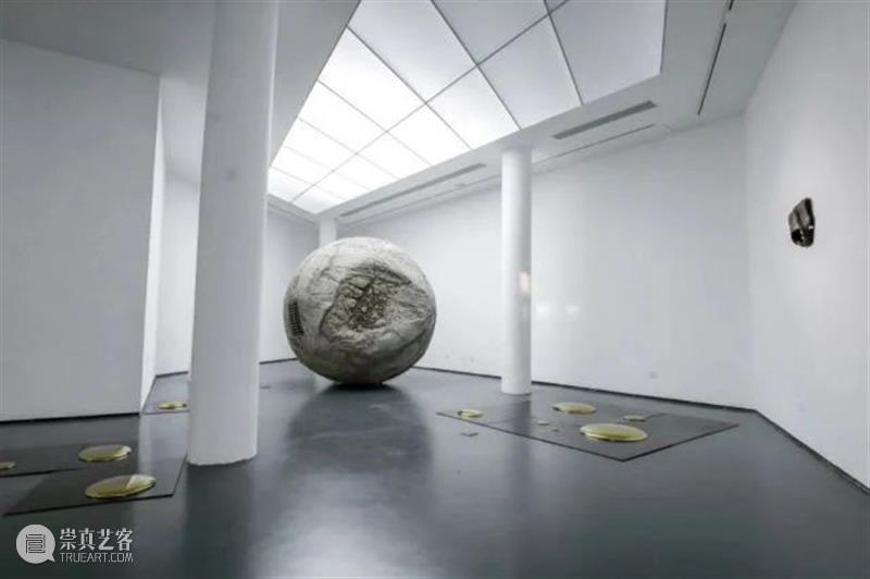 隋建国、刘建华参与三地群展 正在进行中 隋建国 刘建华 三地群展 方法 艺术家 时间 空间 身体 北京中关村壹号壹美美术馆 盛葳 崇真艺客