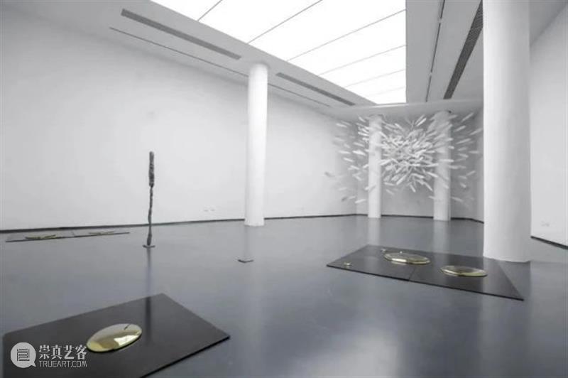 隋建国、刘建华参与三地群展 正在进行中 隋建国 刘建华 三地群展 方法 艺术家 时间 空间 身体 北京中关村壹号壹美美术馆 盛葳 崇真艺客