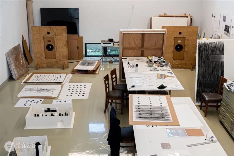 贝浩登全新线上展厅 | 李英培“工作室绘画” 博文精选 PERROTIN 李英培 工作室 贝浩登 线上 展厅 图片 艺术家 韩国 Bae 木炭 崇真艺客