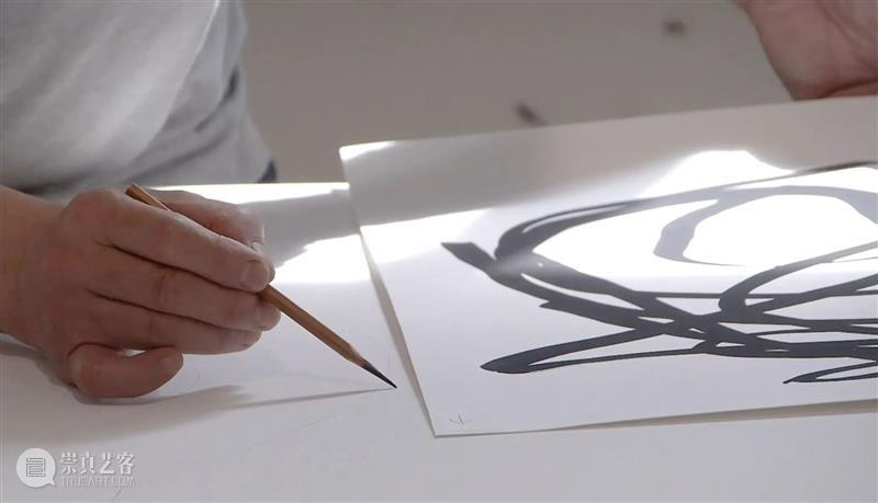 贝浩登全新线上展厅 | 李英培“工作室绘画” 博文精选 PERROTIN 李英培 工作室 贝浩登 线上 展厅 图片 艺术家 韩国 Bae 木炭 崇真艺客