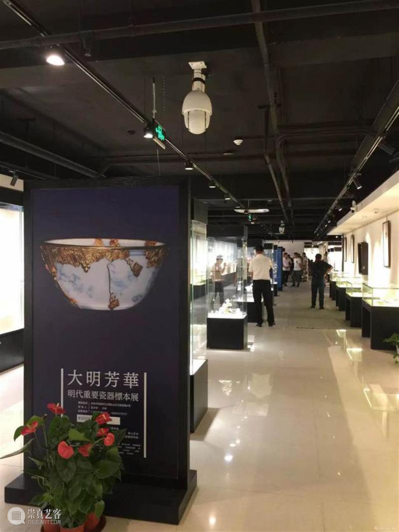 陈士龙专访 | 执古瓷之妙，言传今之道  中贸圣佳 陈士龙 古瓷 瓷器 陶瓷 成就 痴人 人生 先生 意义 一个人 崇真艺客