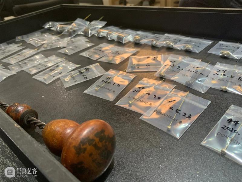 疫起谈设计 | 张硕&苏文海：沉淀自我，专注创作  华美术馆 张硕 苏文海 疫情 时期 整体 时代 格局 日本 设计师 杉浦康平 崇真艺客