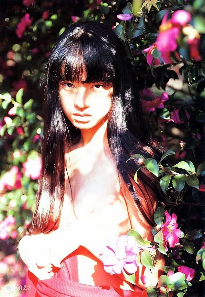 少女真是怎么拍都好看 少女 文章 公众 名利场 艺术 镜头 日后 稚气 筱山纪信 灵气 崇真艺客