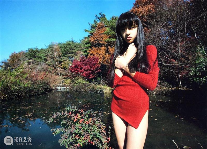 少女真是怎么拍都好看 少女 文章 公众 名利场 艺术 镜头 日后 稚气 筱山纪信 灵气 崇真艺客