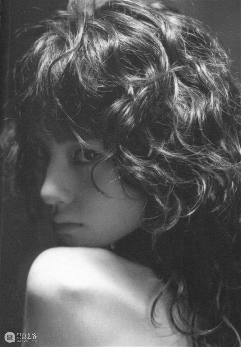 少女真是怎么拍都好看 少女 文章 公众 名利场 艺术 镜头 日后 稚气 筱山纪信 灵气 崇真艺客