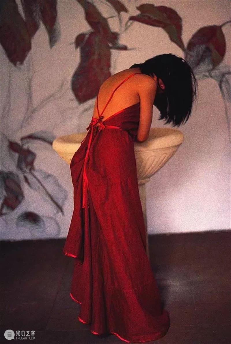 少女真是怎么拍都好看 少女 文章 公众 名利场 艺术 镜头 日后 稚气 筱山纪信 灵气 崇真艺客