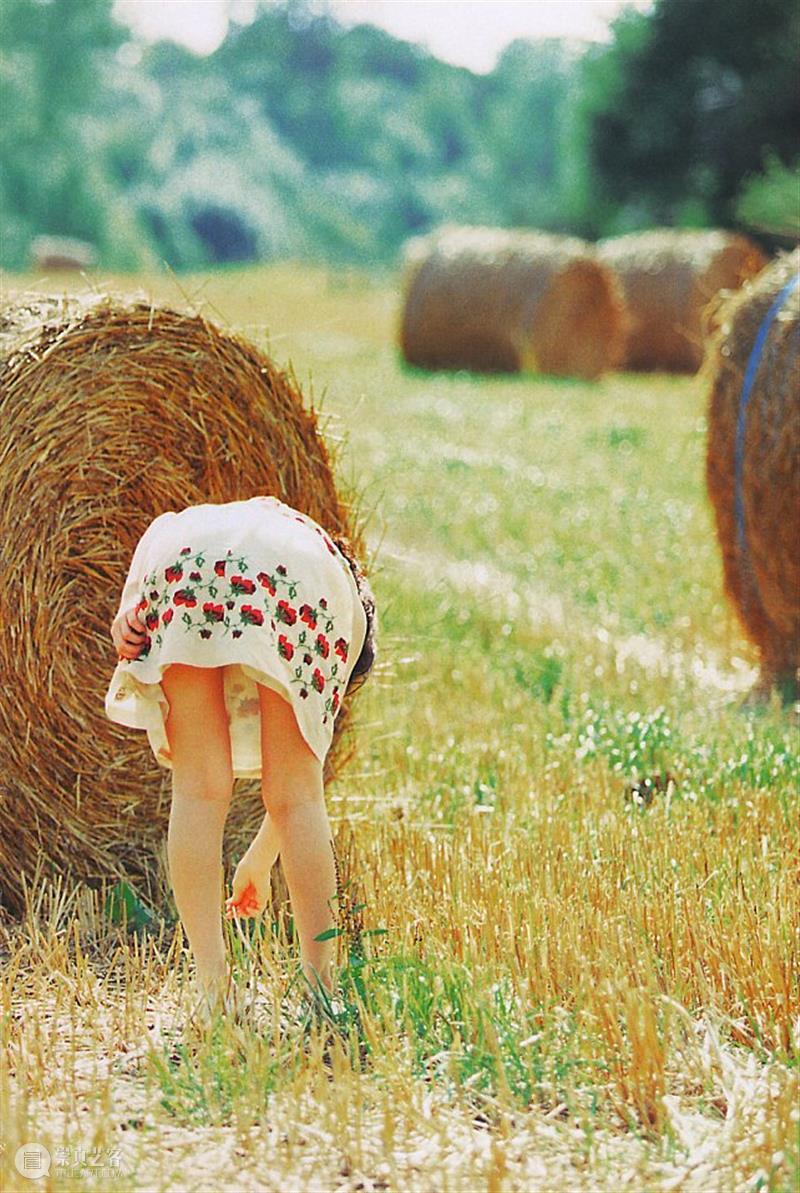 少女真是怎么拍都好看 少女 文章 公众 名利场 艺术 镜头 日后 稚气 筱山纪信 灵气 崇真艺客