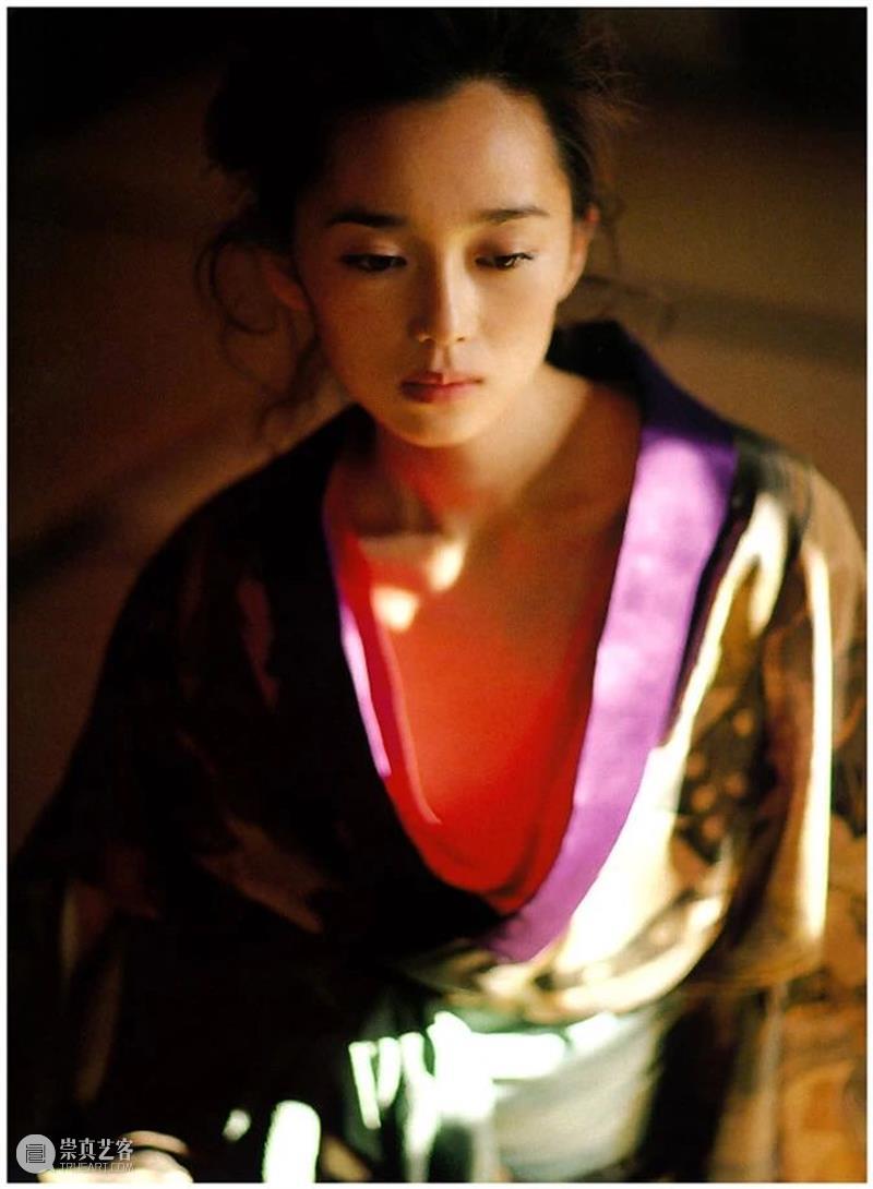 少女真是怎么拍都好看 少女 文章 公众 名利场 艺术 镜头 日后 稚气 筱山纪信 灵气 崇真艺客