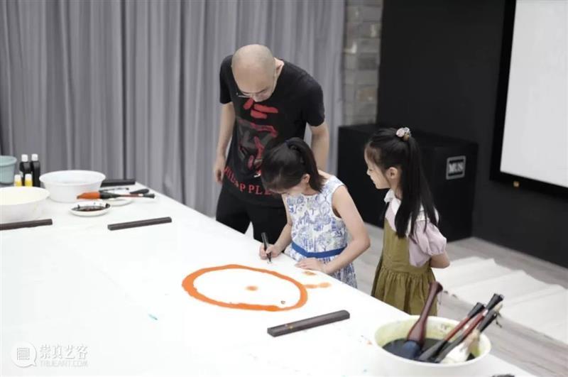 邬建安个展《神话江湖》 展览 中国 上海市现代艺术基地 ZiWU志屋 现代艺术基地ModernArtBase  前波画廊ChambersFineArt  邬建安  崇真艺客