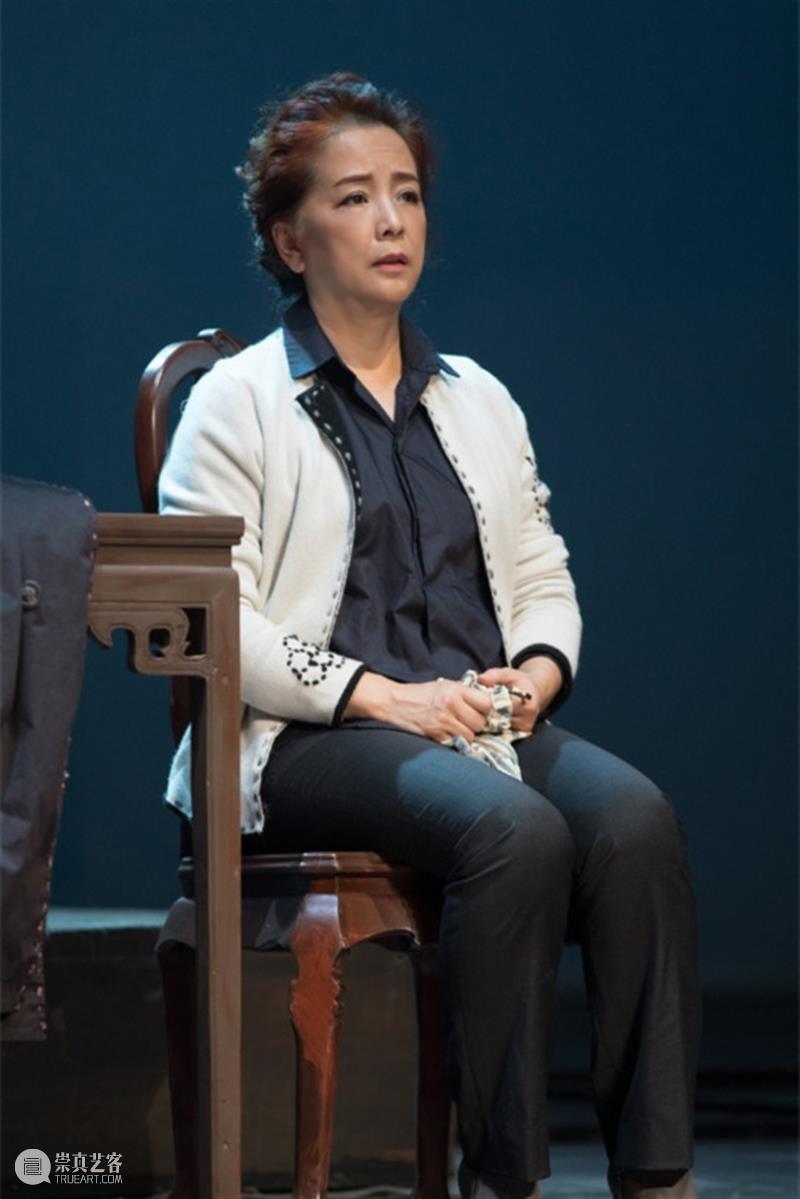 《家客》主演 | 宋忆宁:“我依旧在长大,在成熟,因为生活是我的老师。” 生活 家客 老师 宋忆宁 演员 经历 角色 生命力 一段话 脚步 崇真艺客