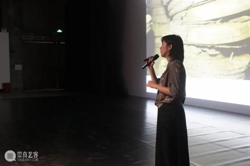 [OCAT放映|映后谈回顾] 杨圆圆：一个像绿野仙踪的旅程 博文精选 OCAT深圳馆 杨圆圆 旅程 OCAT 绿野仙踪 相爱的柯比与史蒂芬 上海来的女士 女人世界 海外 粤剧 戏台 崇真艺客