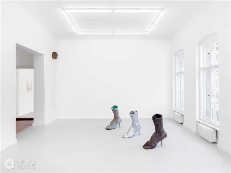 户尔柏林 | 群展「WALKING IN ICE」在冰上行走 | 正在展出 柏林 户尔 群展 现场 ICE 展期 Duration 地址 Location Potsdamer 崇真艺客