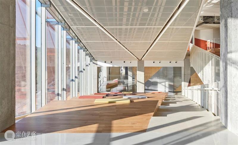 沃兹耶因大学建筑与设计学院 / ARK-itecture 视频资讯 ADCNews 沃兹耶 大学 建筑 学院 ARK Ozbunar 土耳其私立大学 总体规划 工作 结晶 崇真艺客