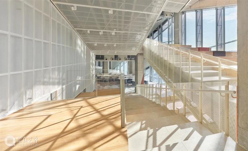 沃兹耶因大学建筑与设计学院 / ARK-itecture 视频资讯 ADCNews 沃兹耶 大学 建筑 学院 ARK Ozbunar 土耳其私立大学 总体规划 工作 结晶 崇真艺客