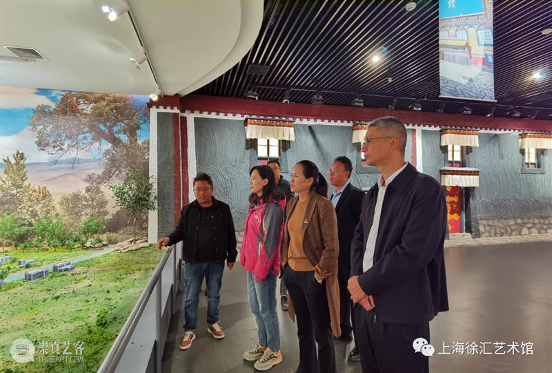 “风貌变迁，共迎未来”萨迦 — 徐汇摄影交流展隆重开幕 风貌 未来 萨迦 徐汇 主办单位 西藏自治区萨迦县人民政府 上海市 徐汇区 文化 上海市徐汇区合作交流办 崇真艺客
