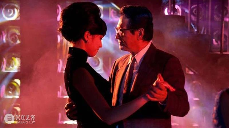 HOW 夜读 | Vol.11：刘以鬯：《酒徒》 HOW 刘以鬯 酒徒 昊美术馆 系列 书籍 诗歌 电影 段落 艺术 崇真艺客