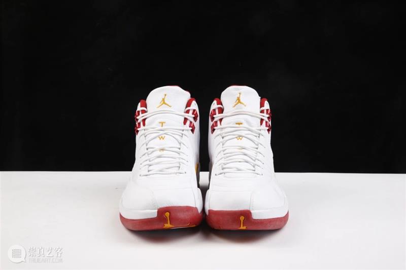 【保利拍卖十五周年】球鞋收藏 —— Team Jordan(三) 球鞋 Team Jordan 保利拍卖 领域 环节 球员 版本 文章 成员 崇真艺客
