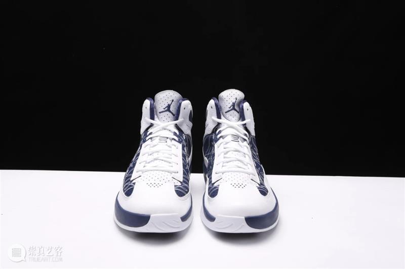 【保利拍卖十五周年】球鞋收藏 —— Team Jordan(三) 球鞋 Team Jordan 保利拍卖 领域 环节 球员 版本 文章 成员 崇真艺客