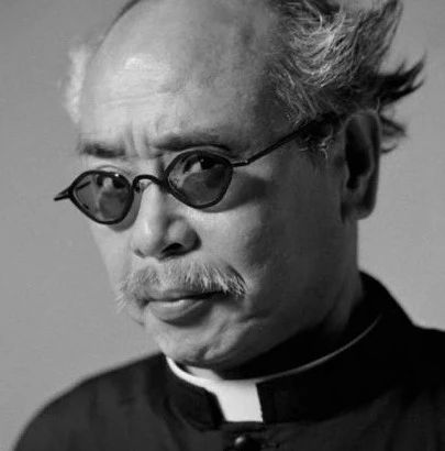 以花之名 | 荒木经惟&张子飘:花与欲望、挣扎、愉悦、狂喜及其他 荒木经惟 张子飘 欲望 明珠美术馆 公众 观众 当下 景况 诗意 花儿 崇真艺客